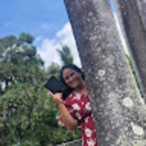 Meet your Posher, Sella